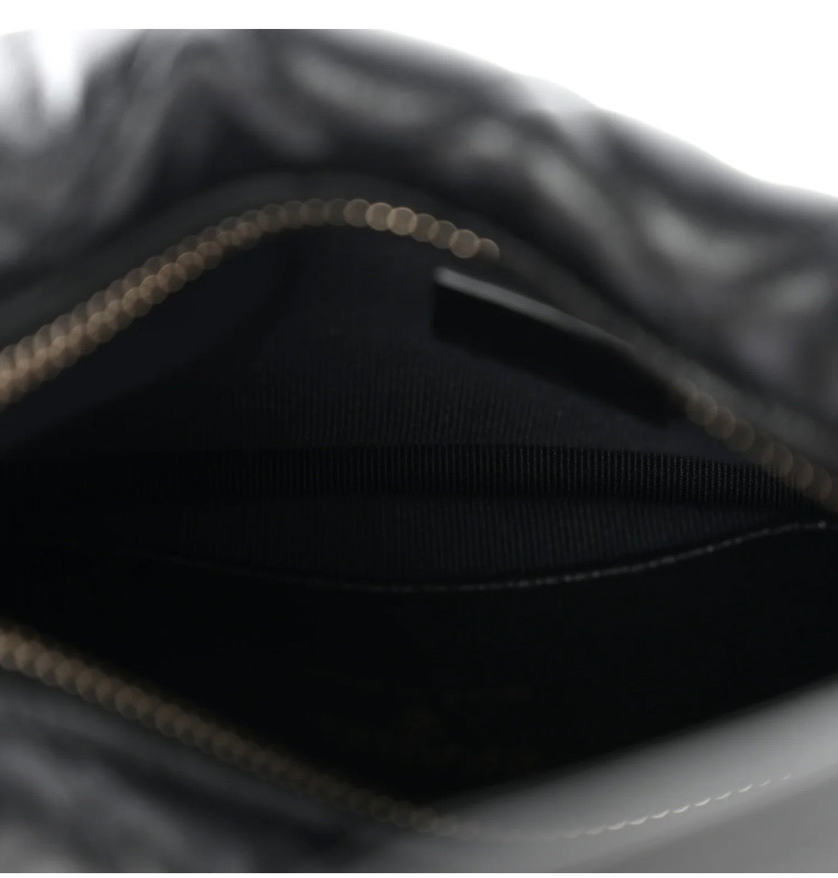 Lambskin Quilted Chain Around Pouch
Black