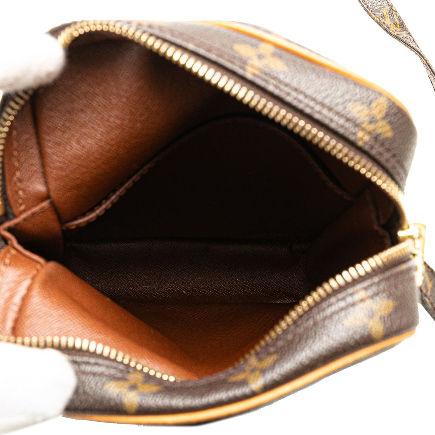 LOUIS VUITTON
Louis Vuitton Monogram Danube Brown