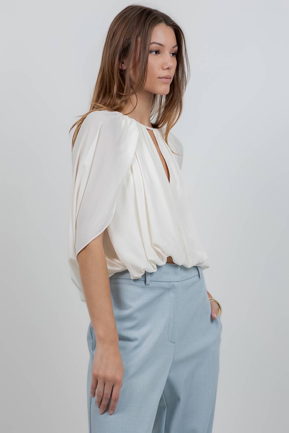Whiteroom+Cactus - SOFT WOVEN BALLOON TOP WITH CAPE - Ivory / M