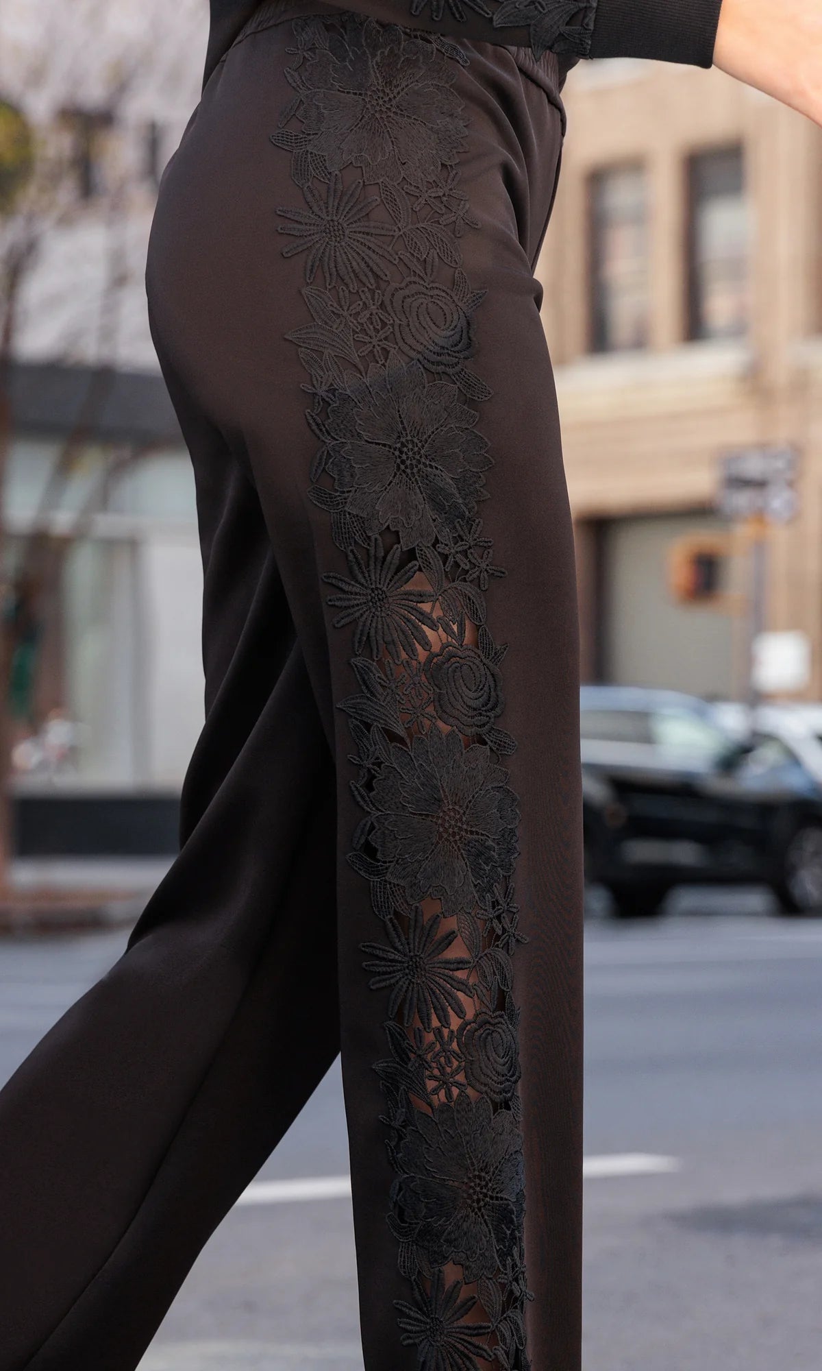 KENSLEY LACE COMBO PANTS