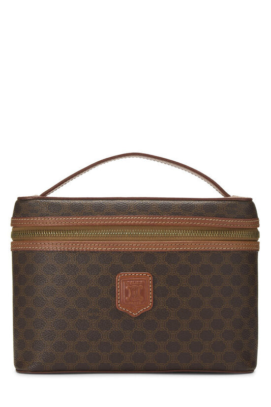 CÉLINE
Brown Coated Canvas Macadam