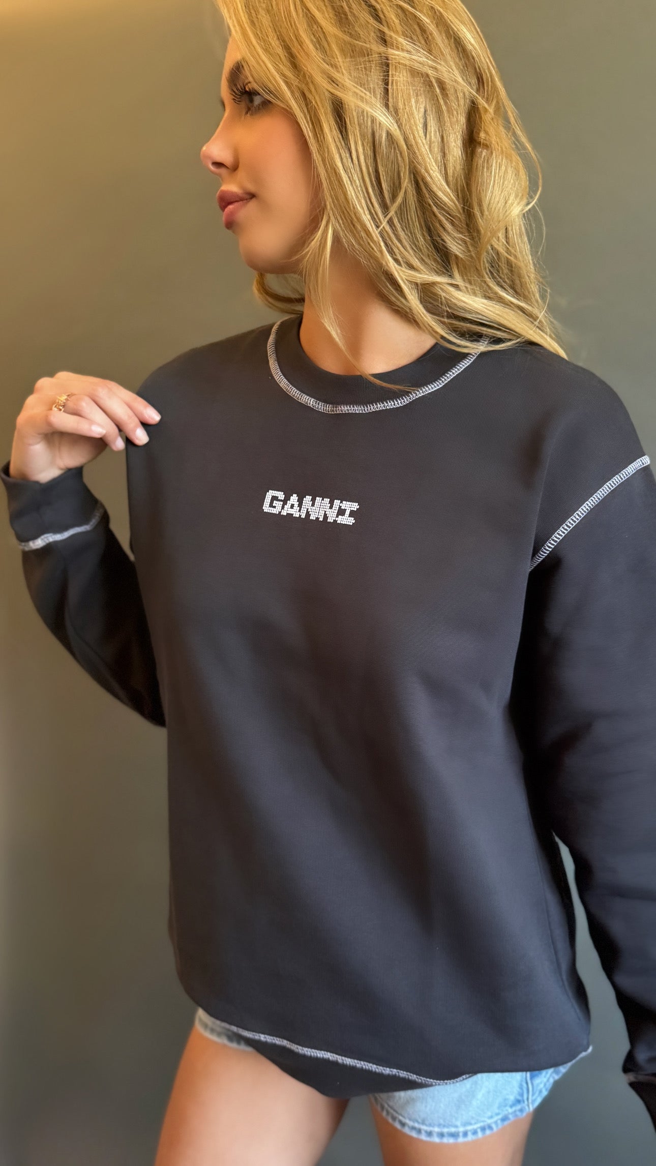 GANNI Isoli Dark Rose Relaxed Sweatshirt