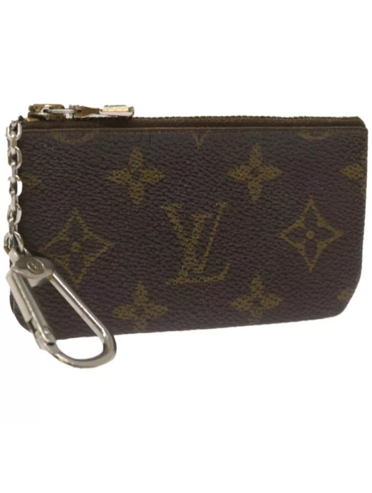 Louis Vuitton                                           Monogram Key Pouch