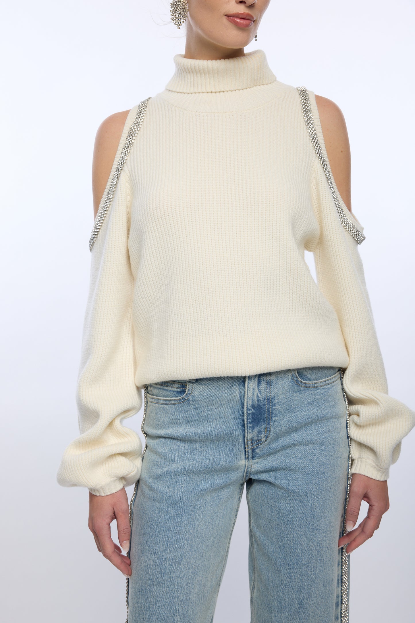 CARMEL COLD SHOULDER SWEATER - Generation Love