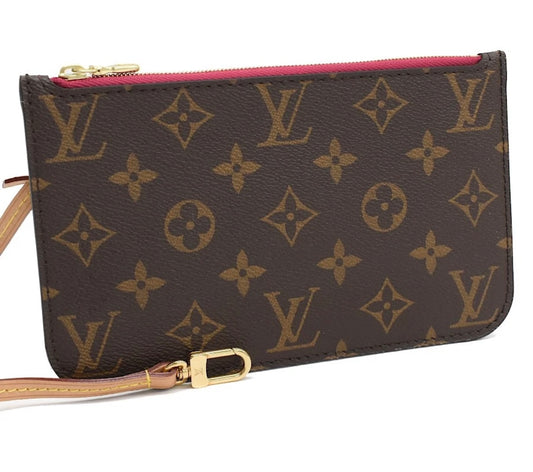 LV Pochette Accessoires Monogram