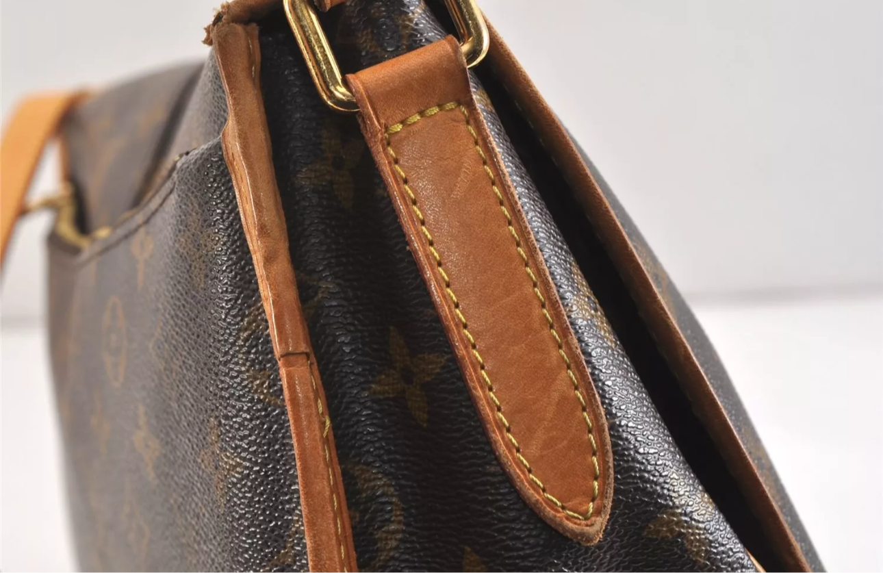 Louis Vuitton                                              Monogram Menilmontant MM Shoulder Bag
