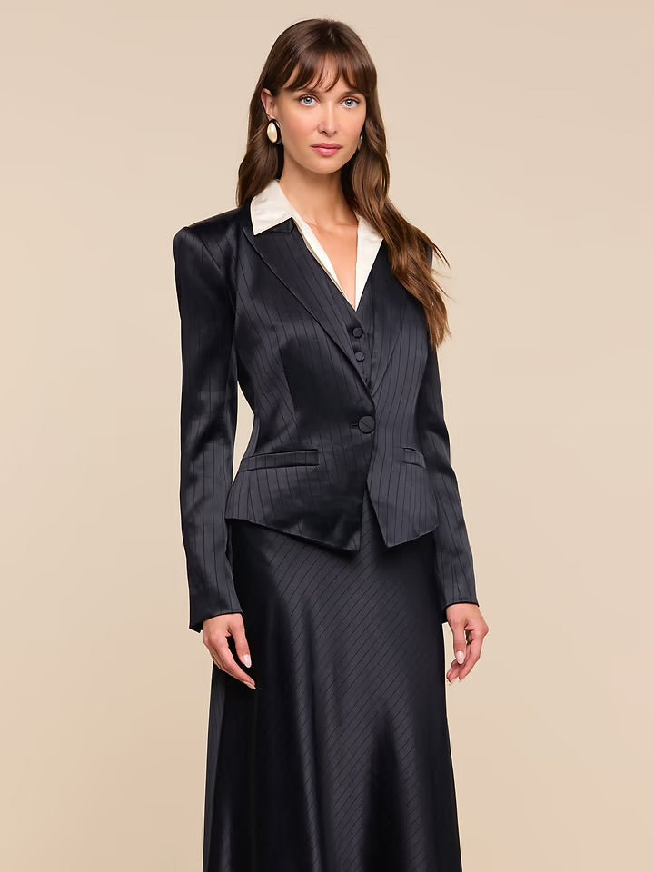 Misa Short Single Breasted Blazer