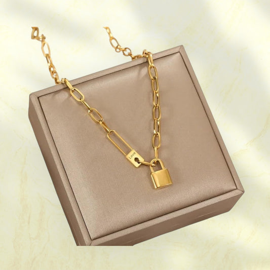 Gold Stainless Steel Paperclip Chain Necklace with Lock Pendant – “Love” Engraving – Adjustable Clavicle Choker