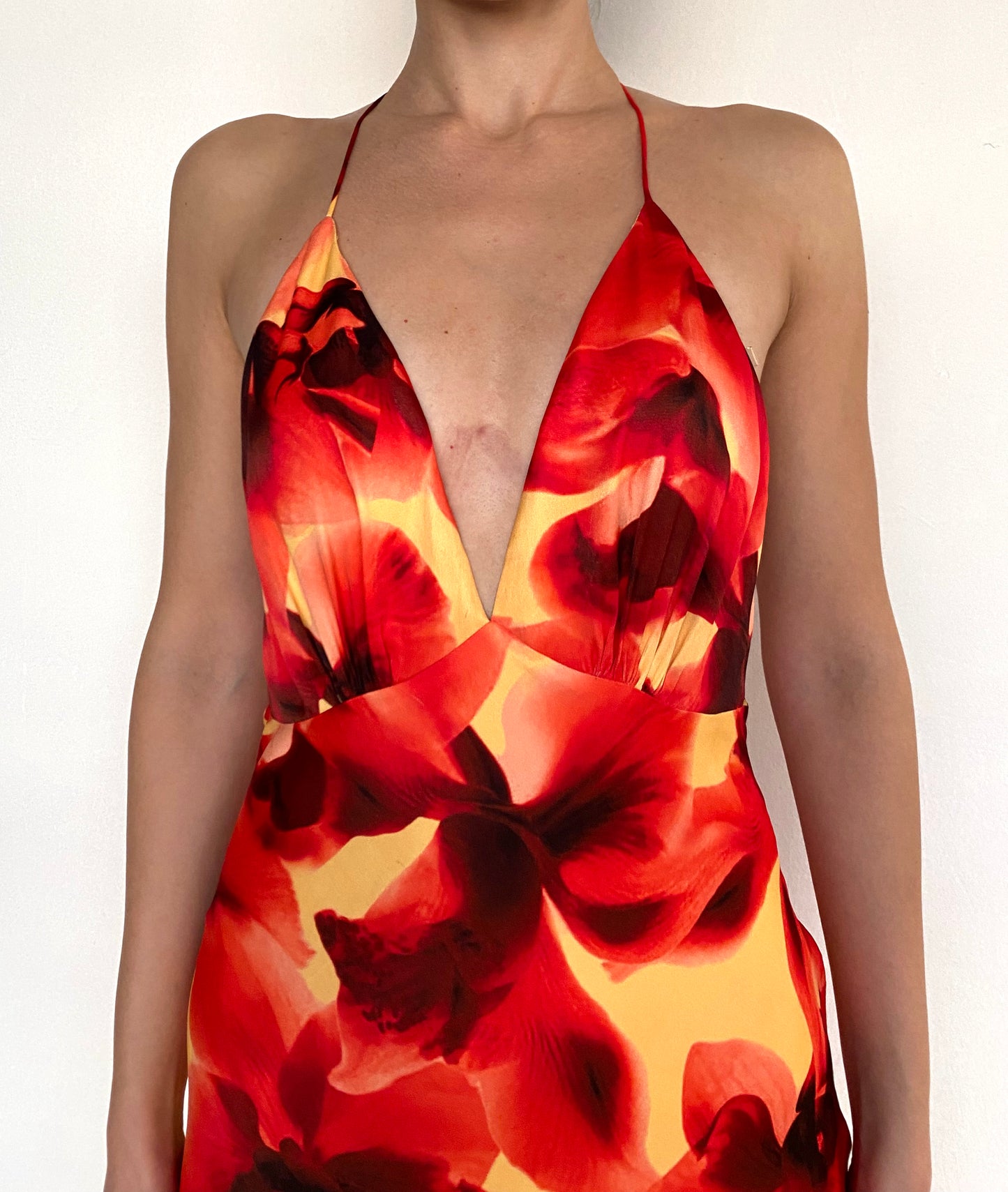 HALTER NECK MAXI DRESS