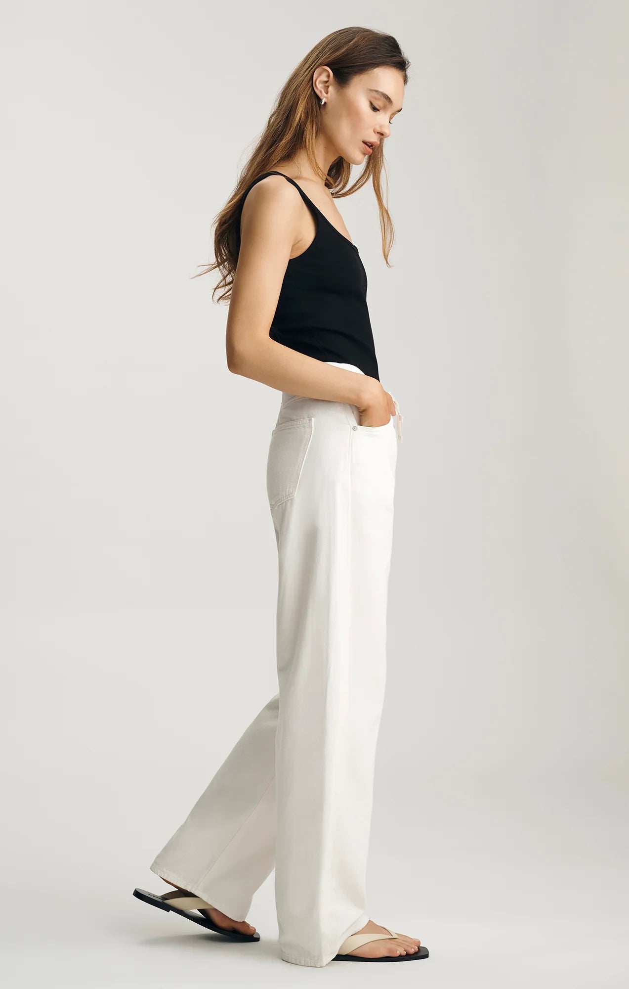 Nella Wide Leg
High Rise Jeans