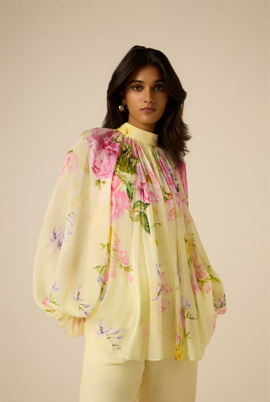 Avya High-Low Top