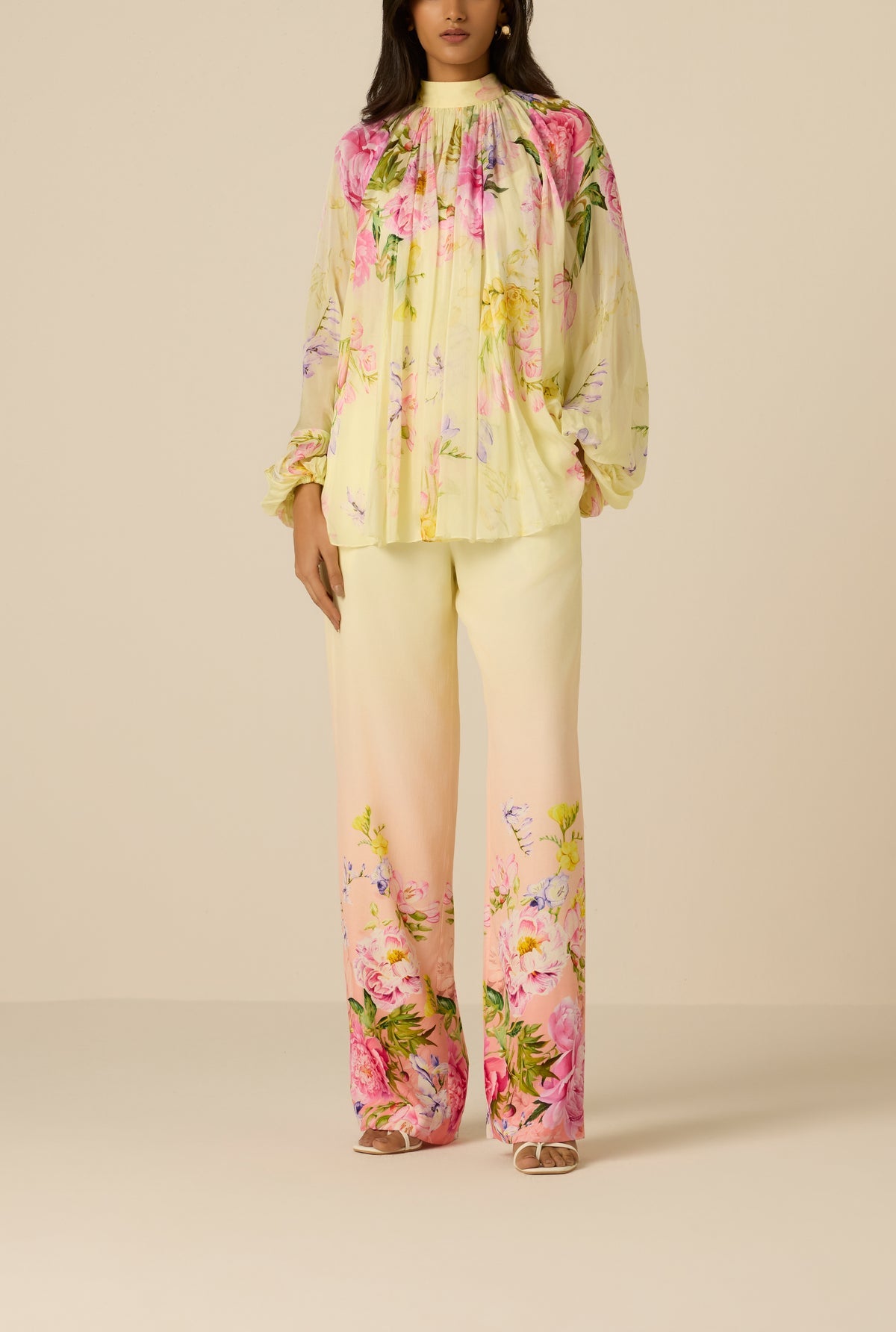 Avya High-Low Top