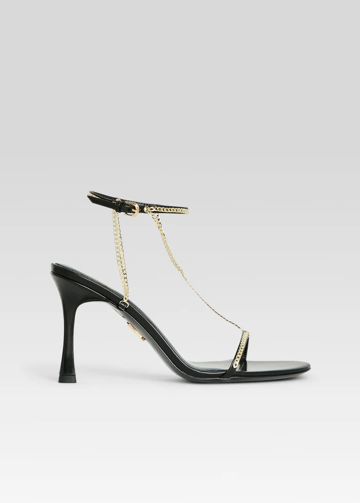 Finny Sandals