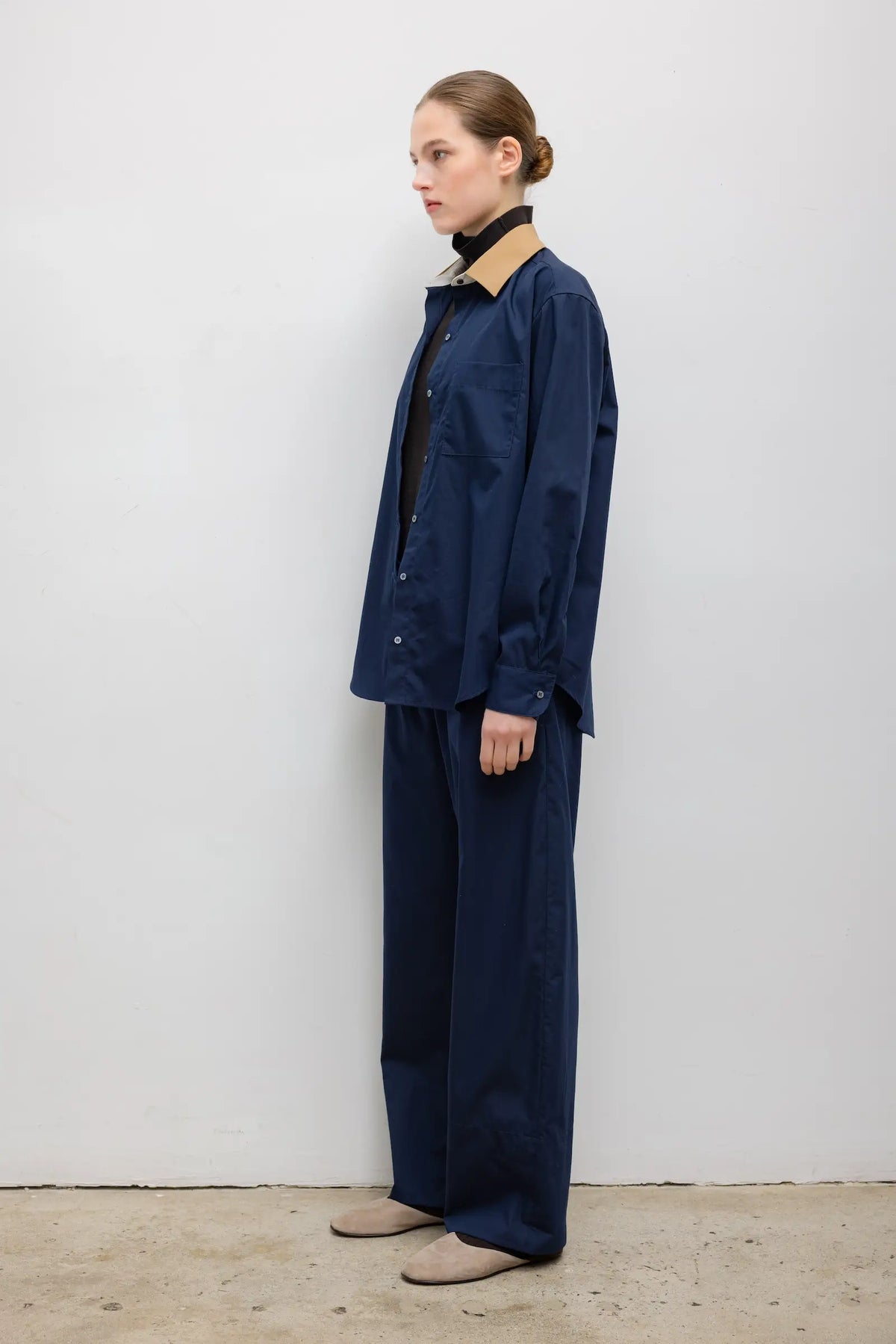 Yoshi Contrast Classic Button Down