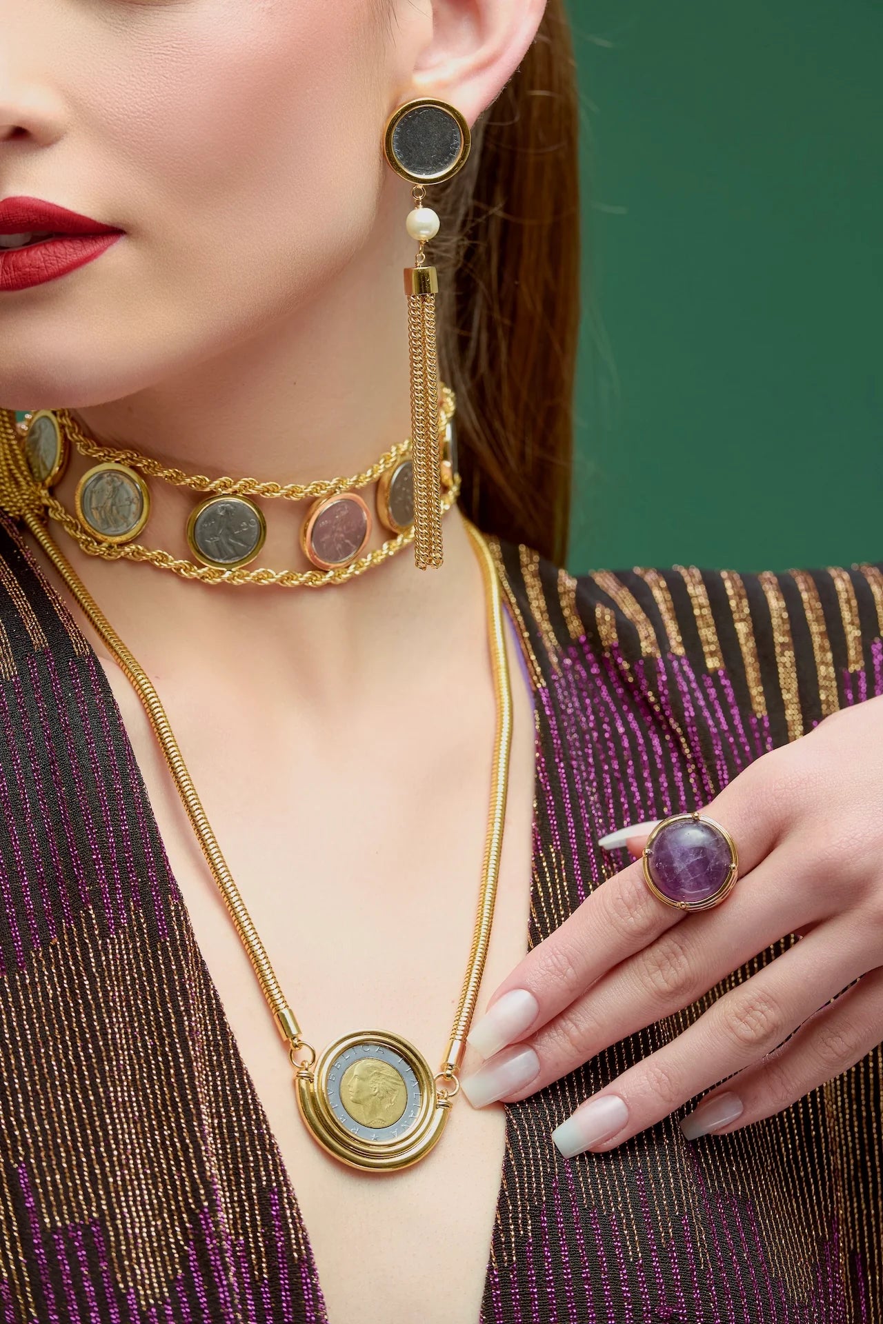 Vinanelle Six Coin Choker