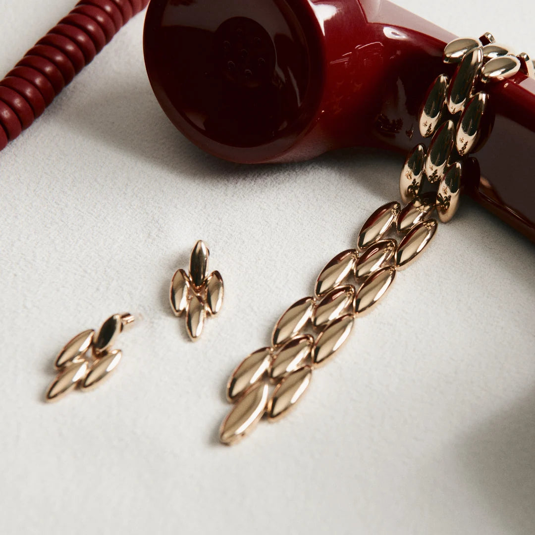 Seed Short Earrings