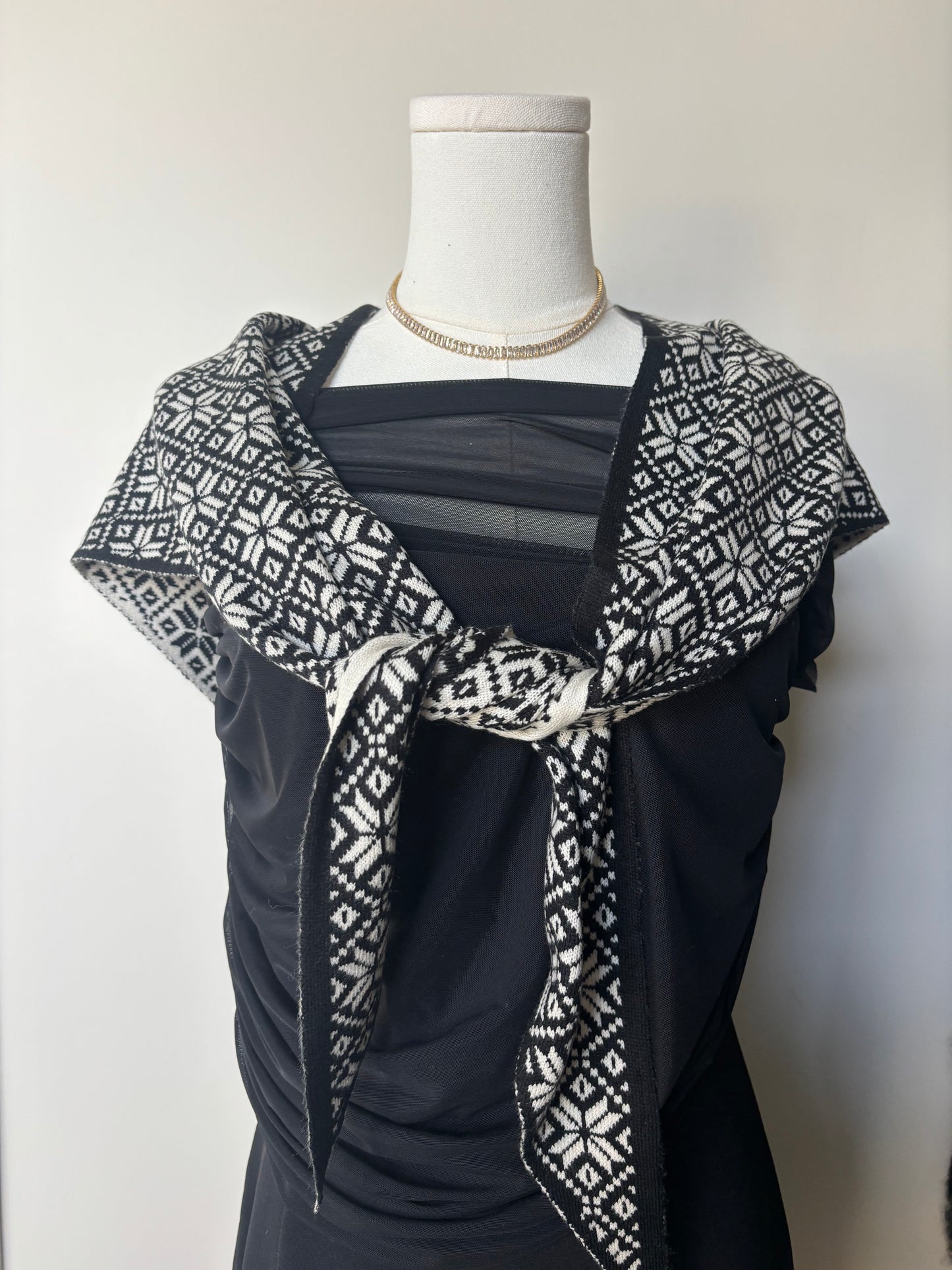 The Heiress Knit Scarf