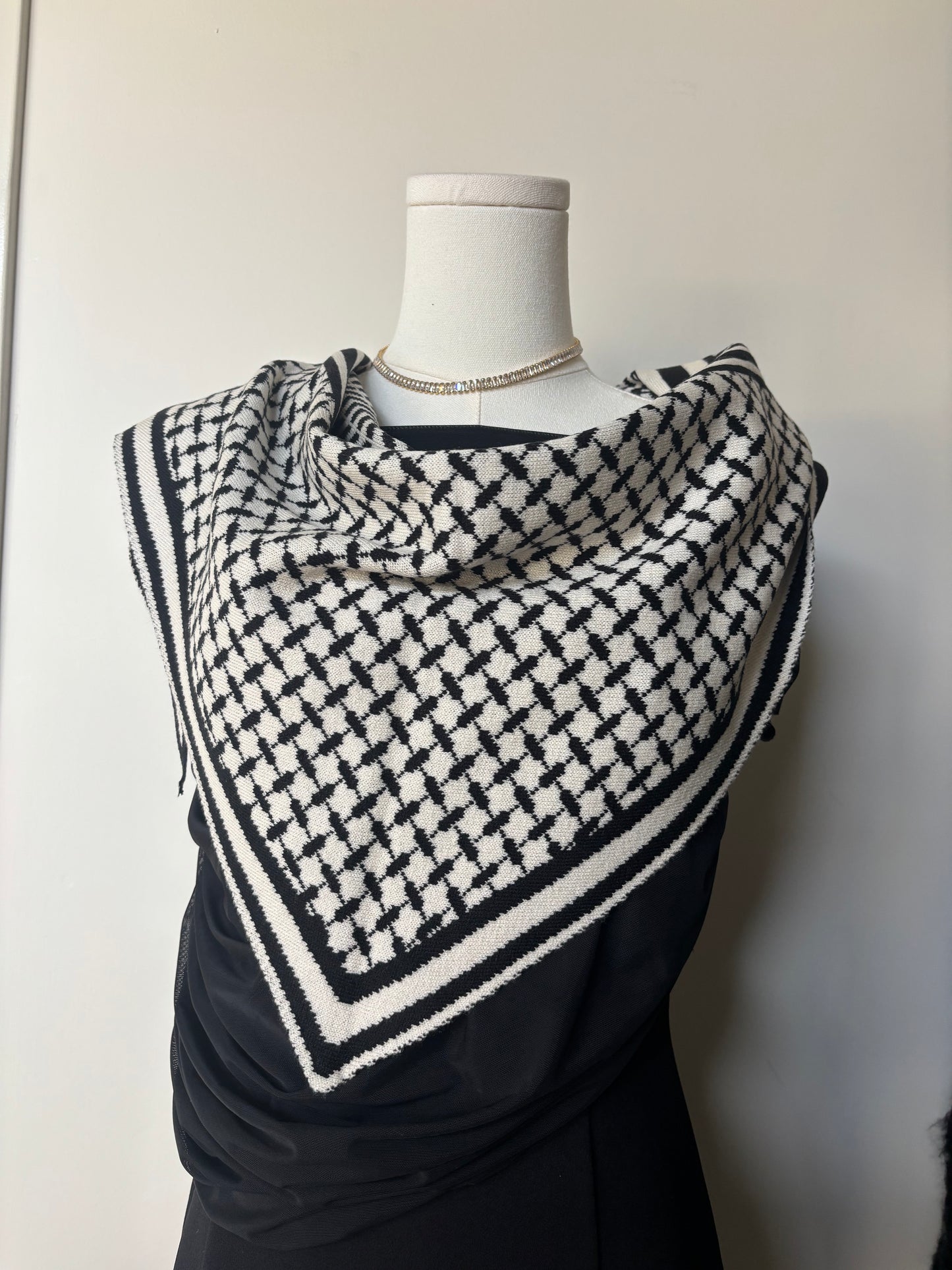 The Sinclair Knit Scarf