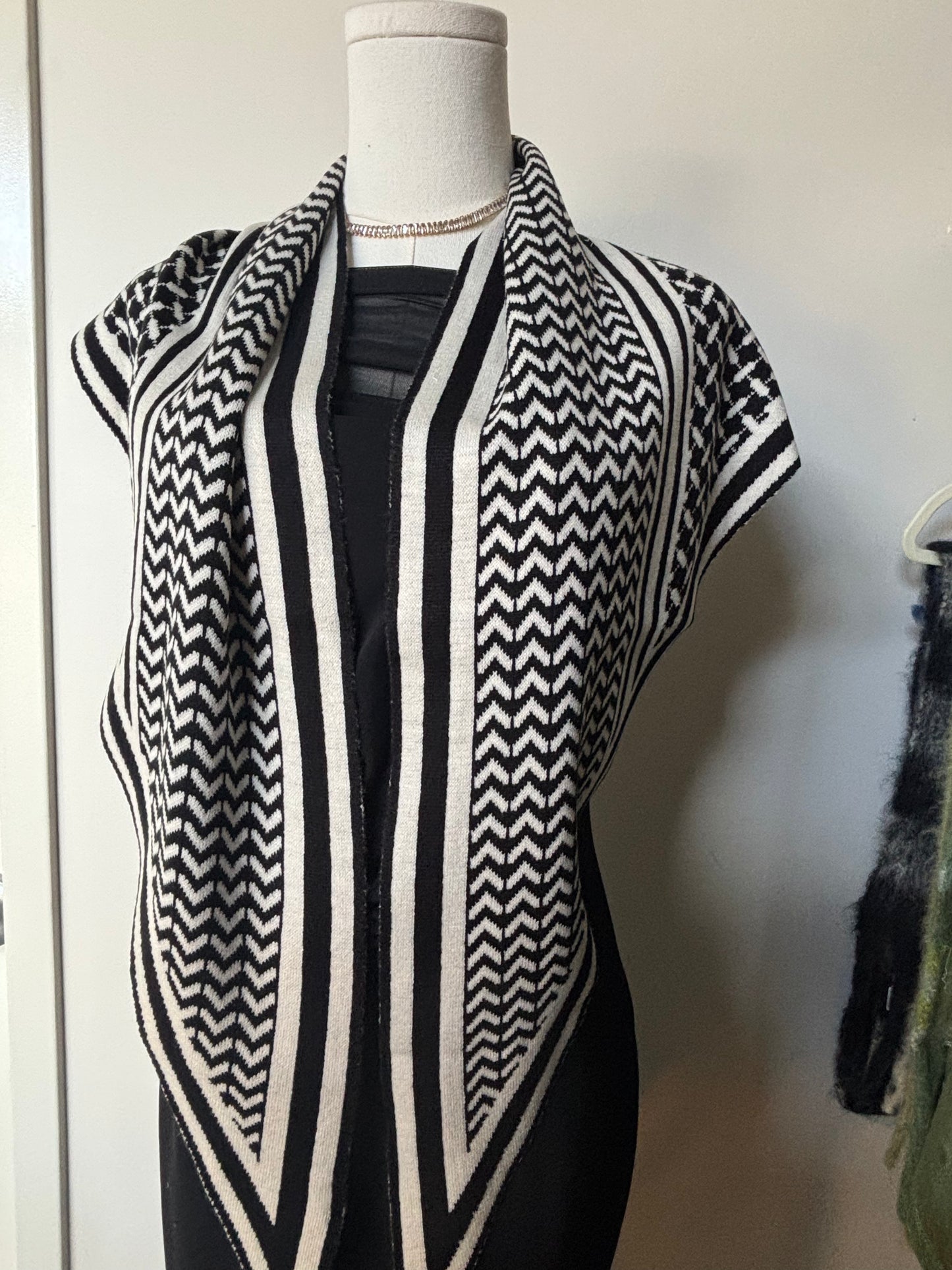 The Sinclair Knit Scarf