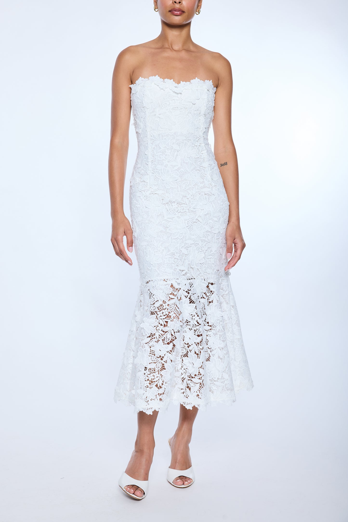 MAKAIA 3D BUTTERFLY LACE  DRESS