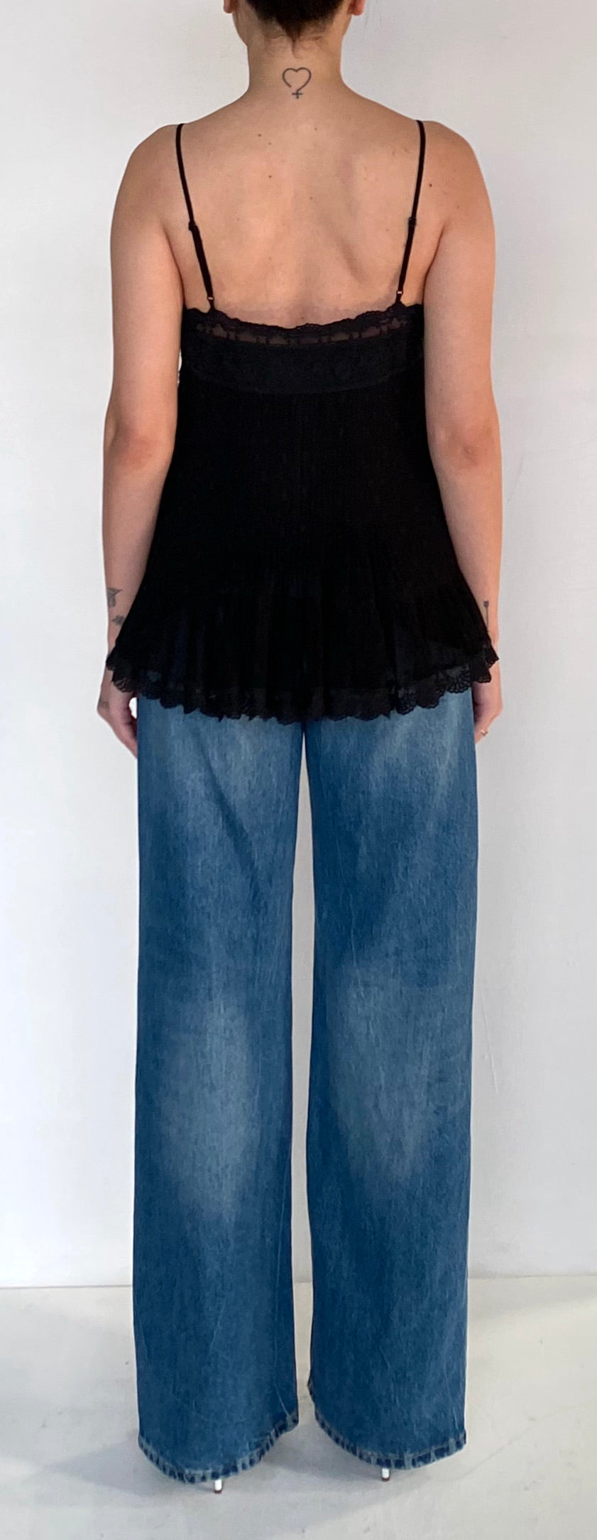 LACE DETAIL TOP