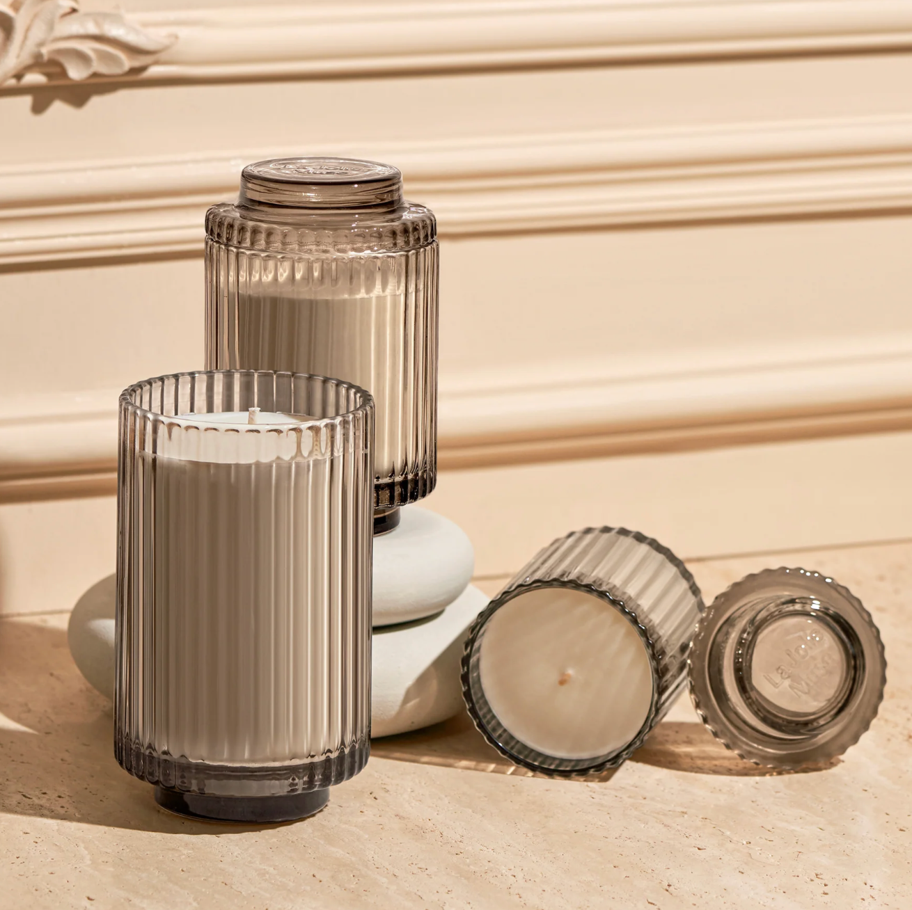 La Jolie Muse - Amélie – Island Coconut Candle 11oz