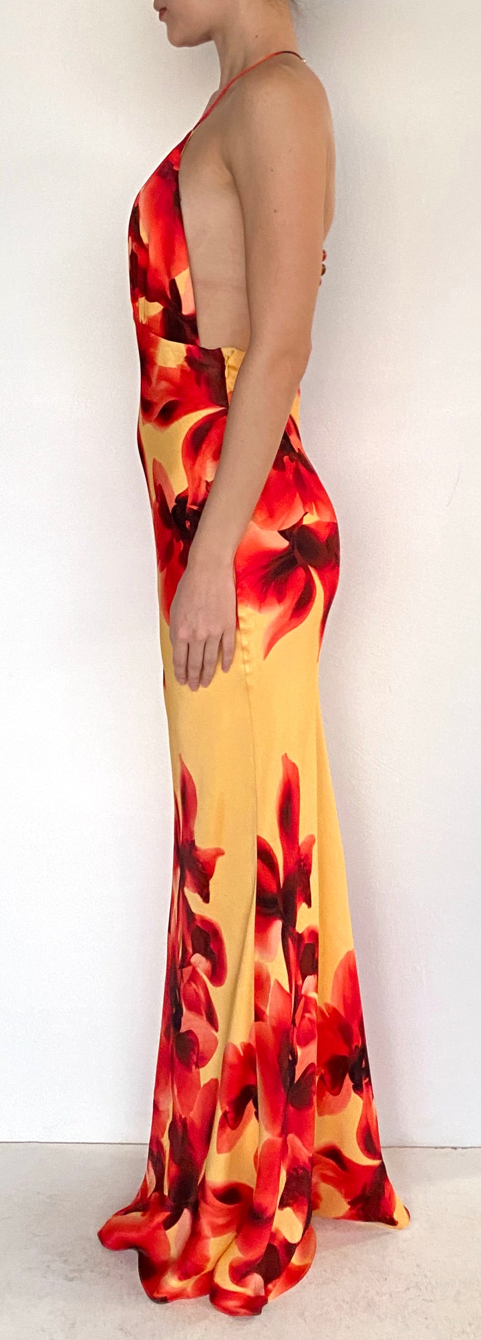 HALTER NECK MAXI DRESS