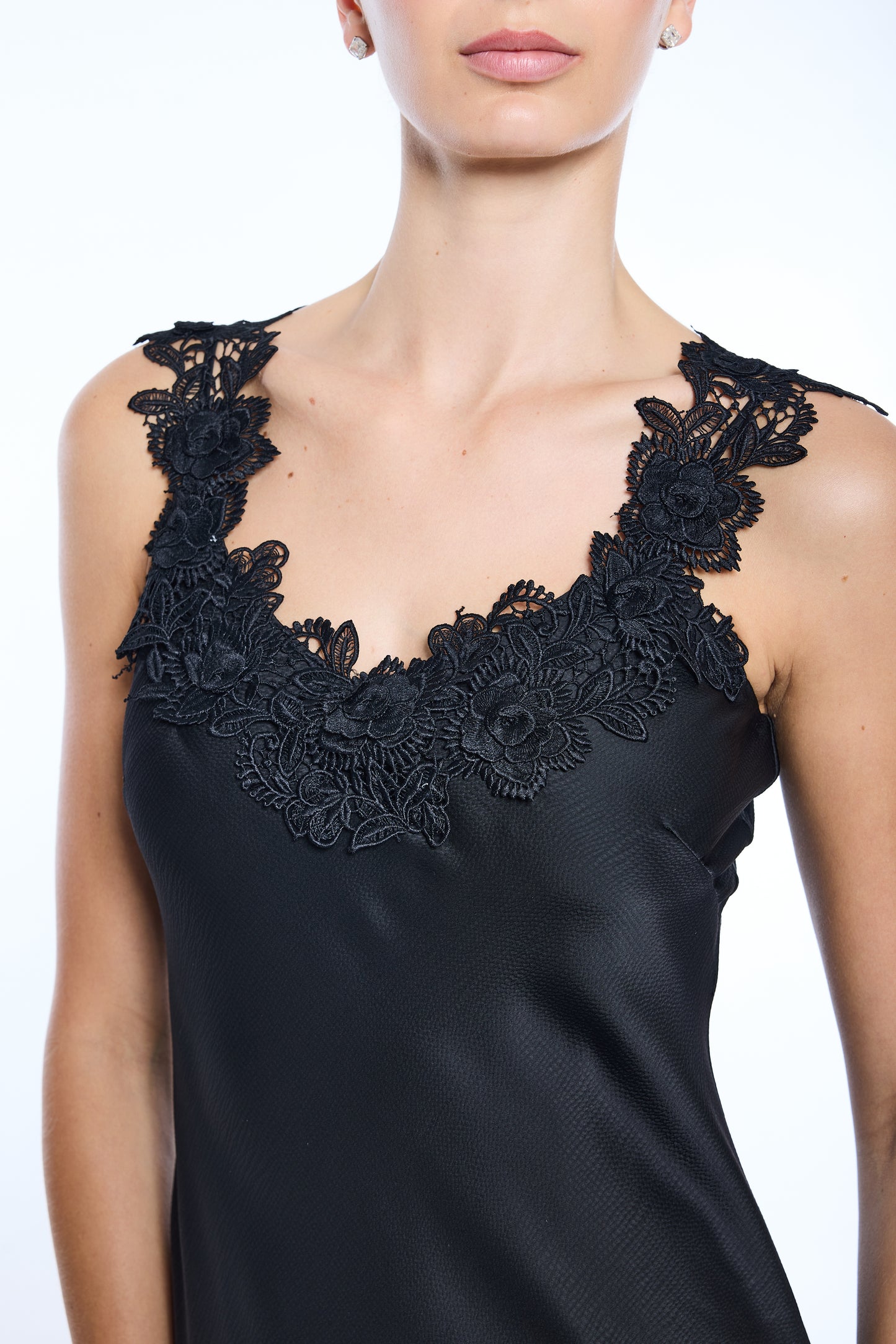 LALA HAMMERED LACE COMBO DRESS