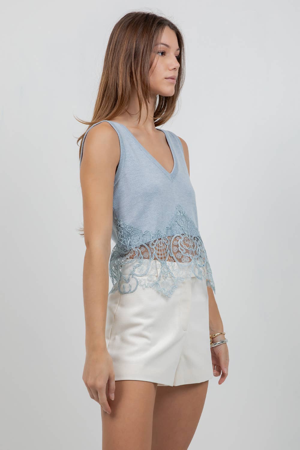 Whiteroom+Cactus - KNITTED SWEATER WITH LACE EDGE DETAILING - CREAM / M