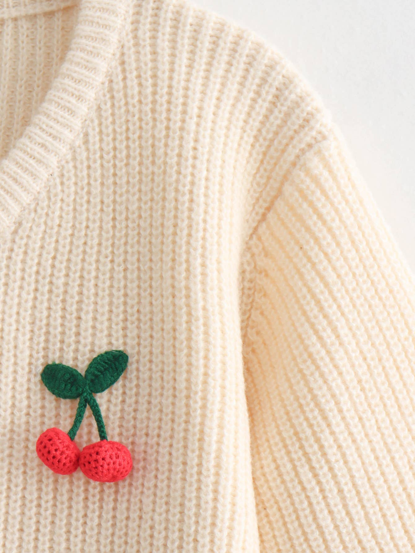 Cherry-Embellished Cropped Knitted Sweater Cardigan