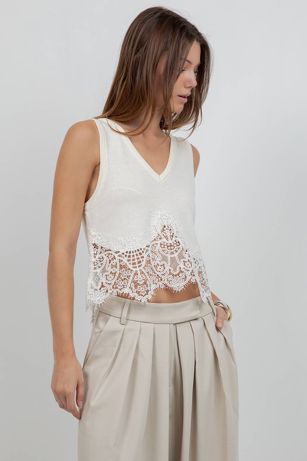 Whiteroom+Cactus - KNITTED SWEATER WITH LACE EDGE DETAILING - CREAM / M