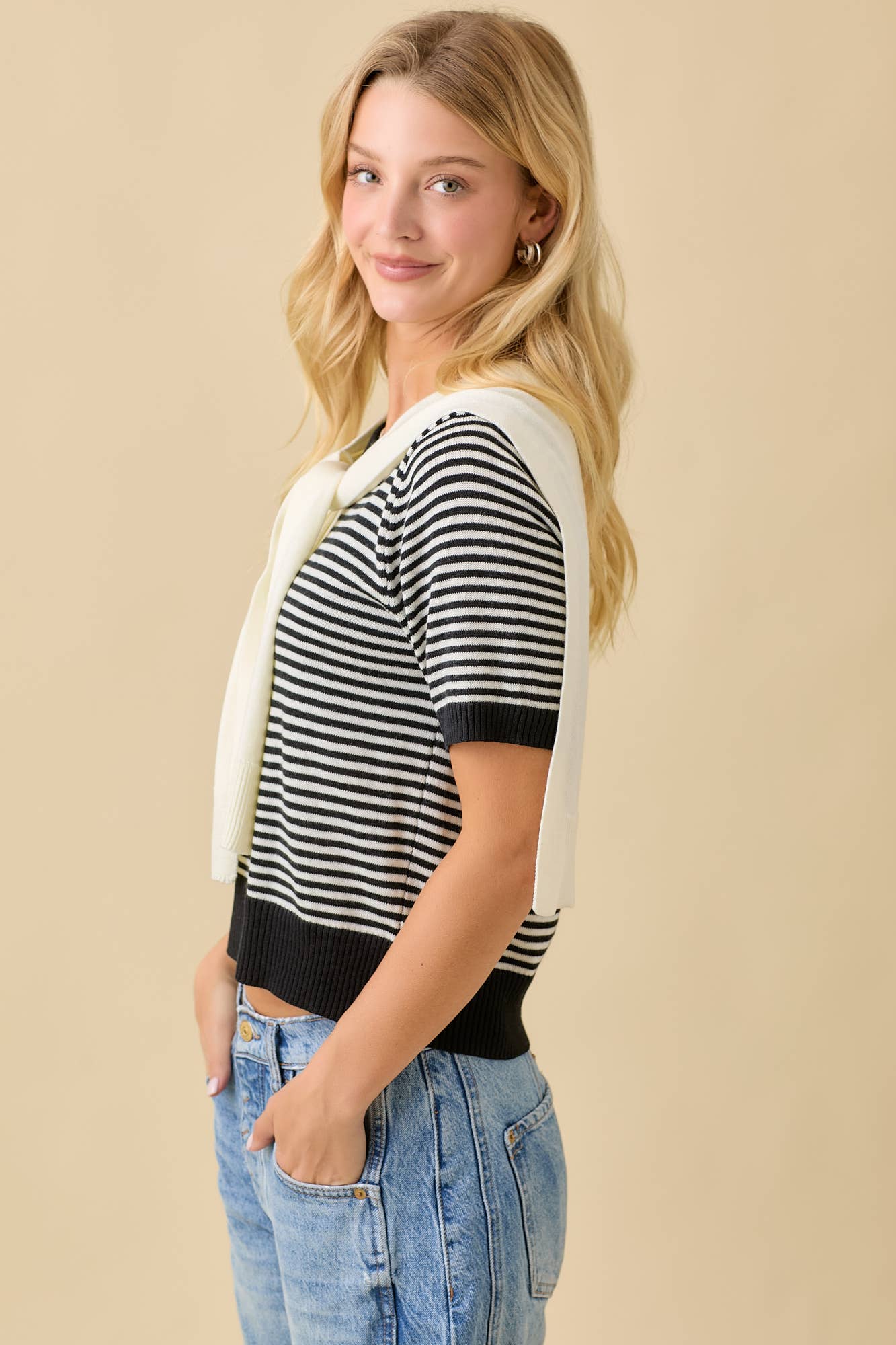 Main Strip - Sweater Shawl Wrap Set With Stripe Knit Top