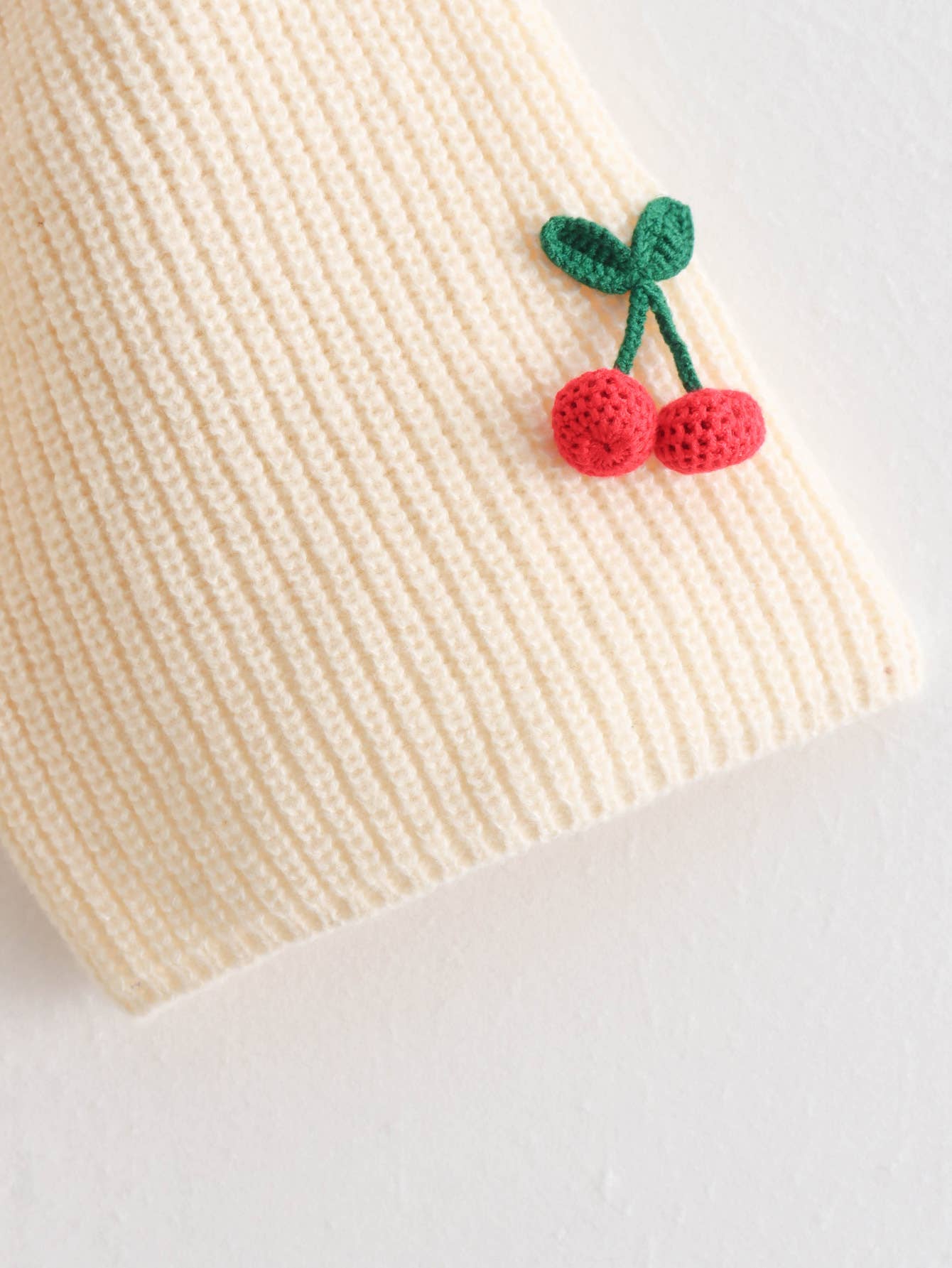 Cherry-Embellished Cropped Knitted Sweater Cardigan